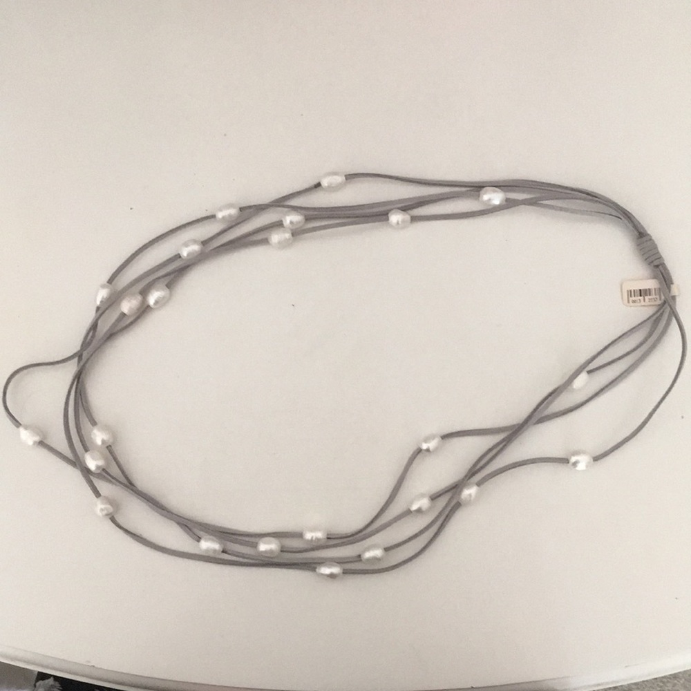 pearl statement necklace